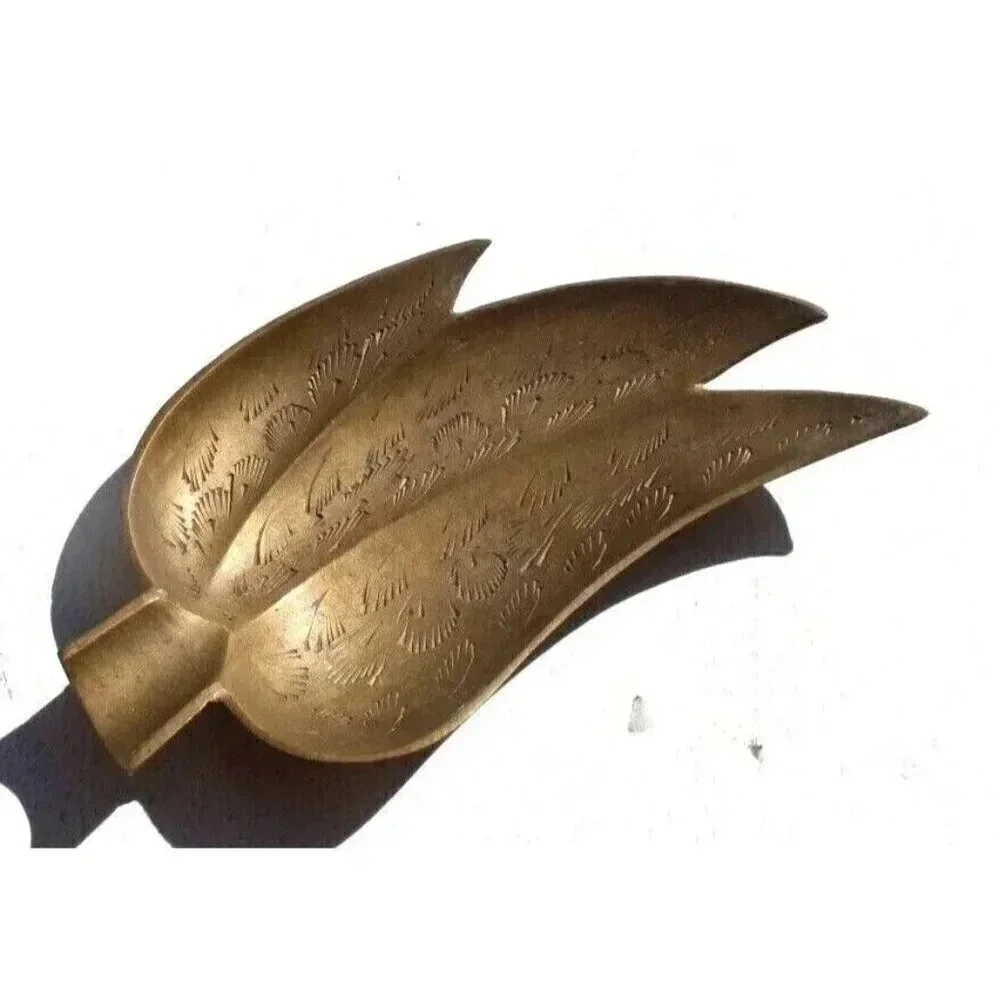 Vintage Brass Ashtrays Etched Leaf Ashtray Made In India
